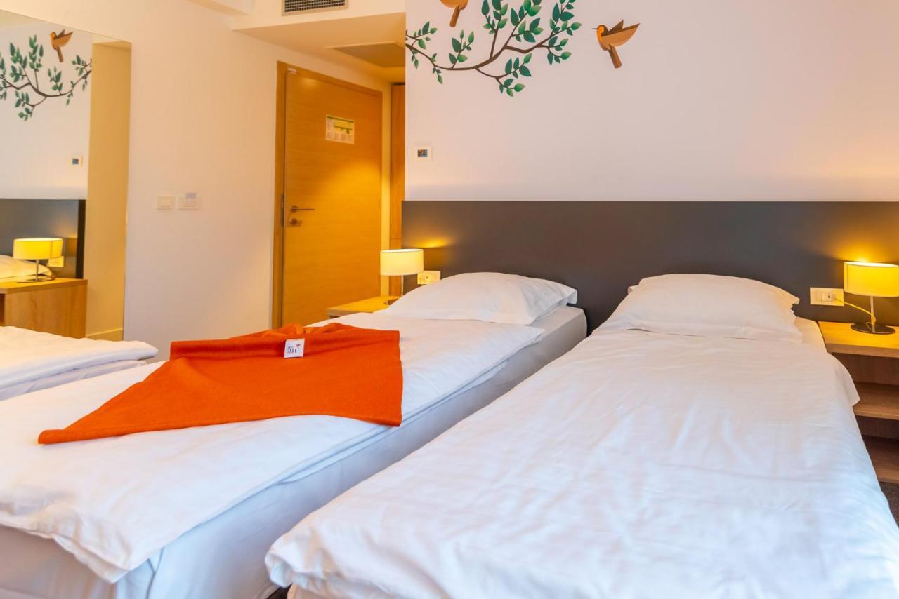 Hotel Park Superior 3* Čakovec 外观 照片