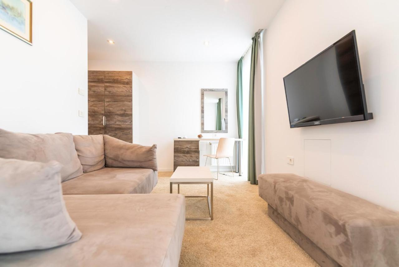Hotel Park Superior 3* Čakovec 外观 照片